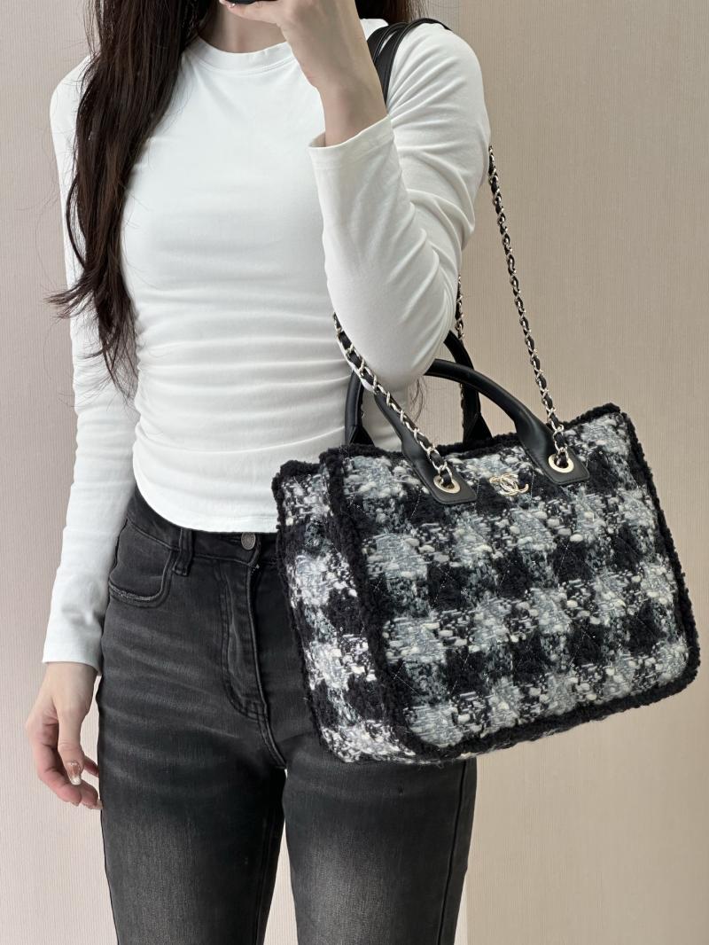 Chanel Tweed Small Tote Black AS5688