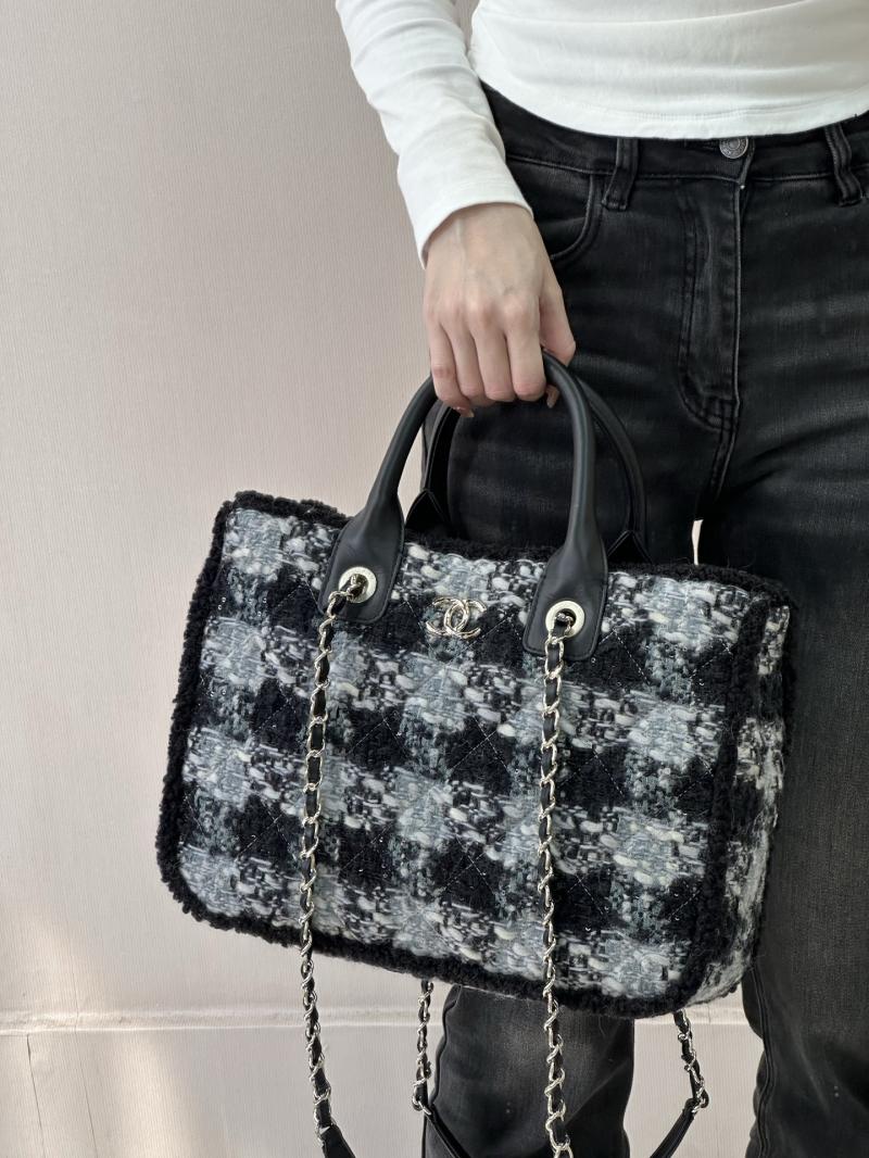 Chanel Tweed Small Tote Black AS5688