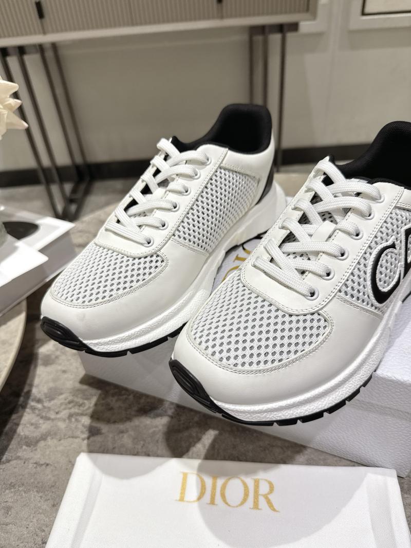 Dior Unisex Sneakers DDS121804