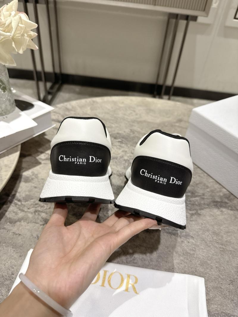 Dior Unisex Sneakers DDS121804