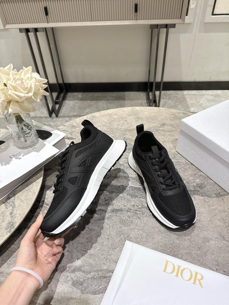 Dior Unisex Sneakers DDS121810