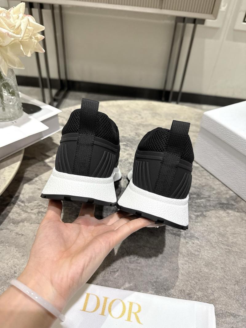 Dior Unisex Sneakers DDS121810