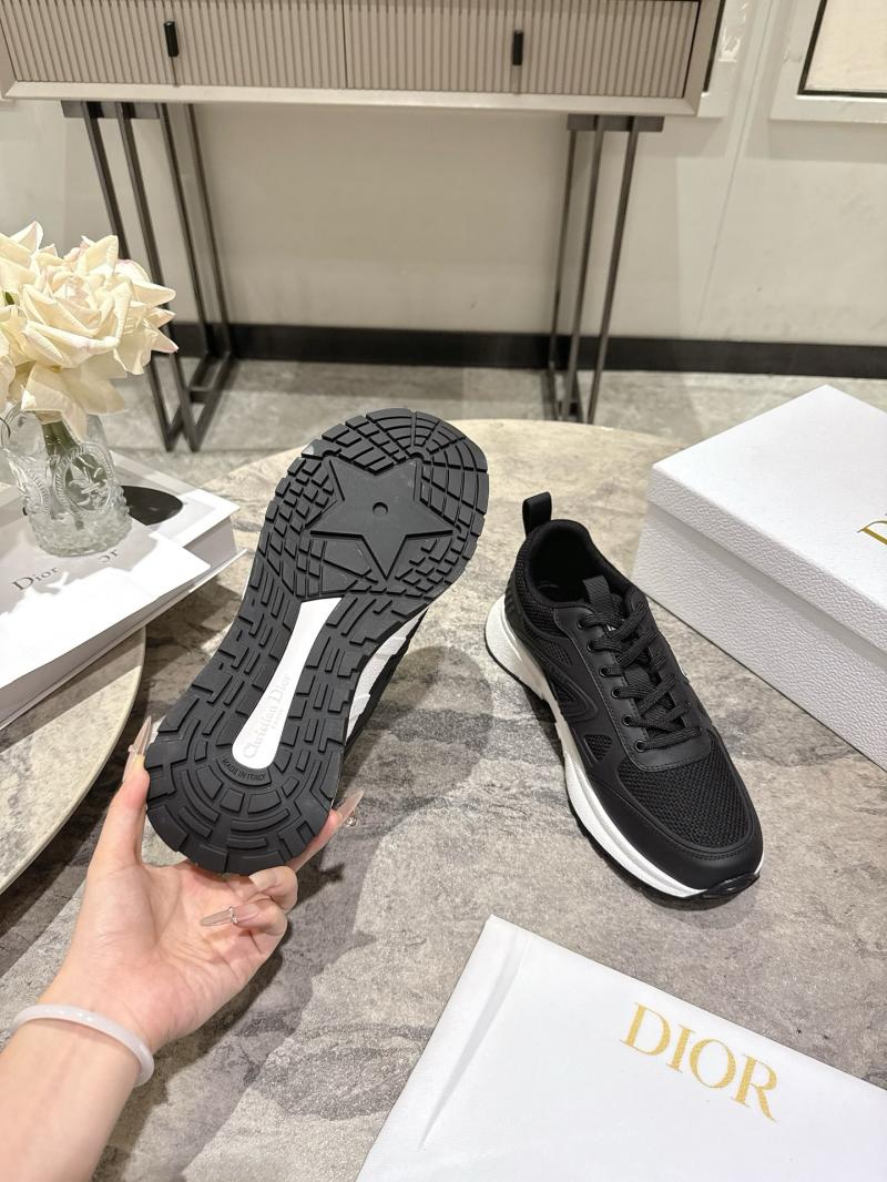 Dior Unisex Sneakers DDS121810