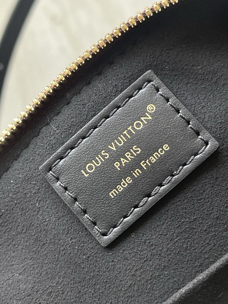 Louis Vuitton Alma Trunk BB M26084