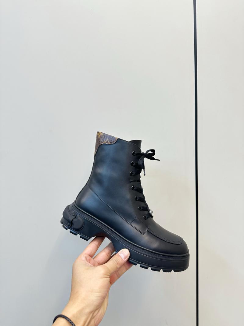 Louis Vuitton Boots JMS121211