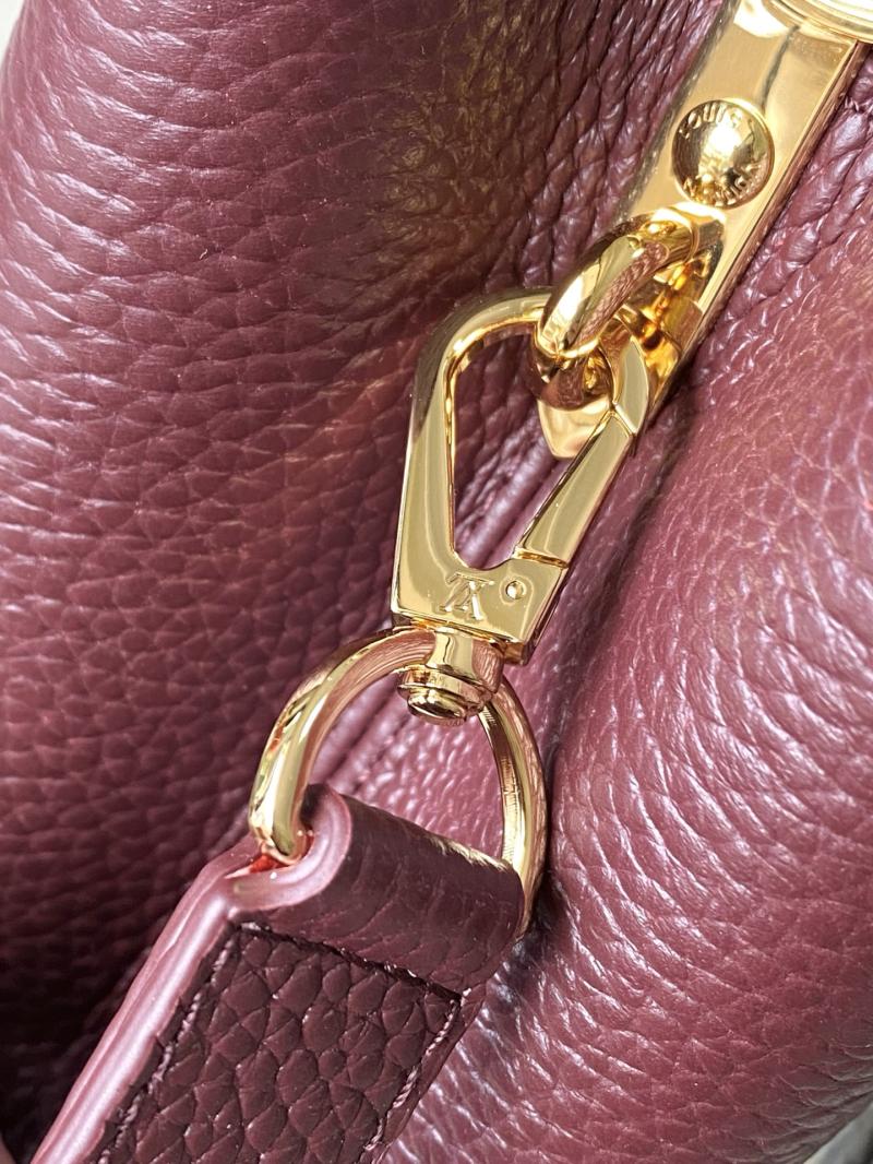 Louis Vuitton Capucines BB Burgundy N89369