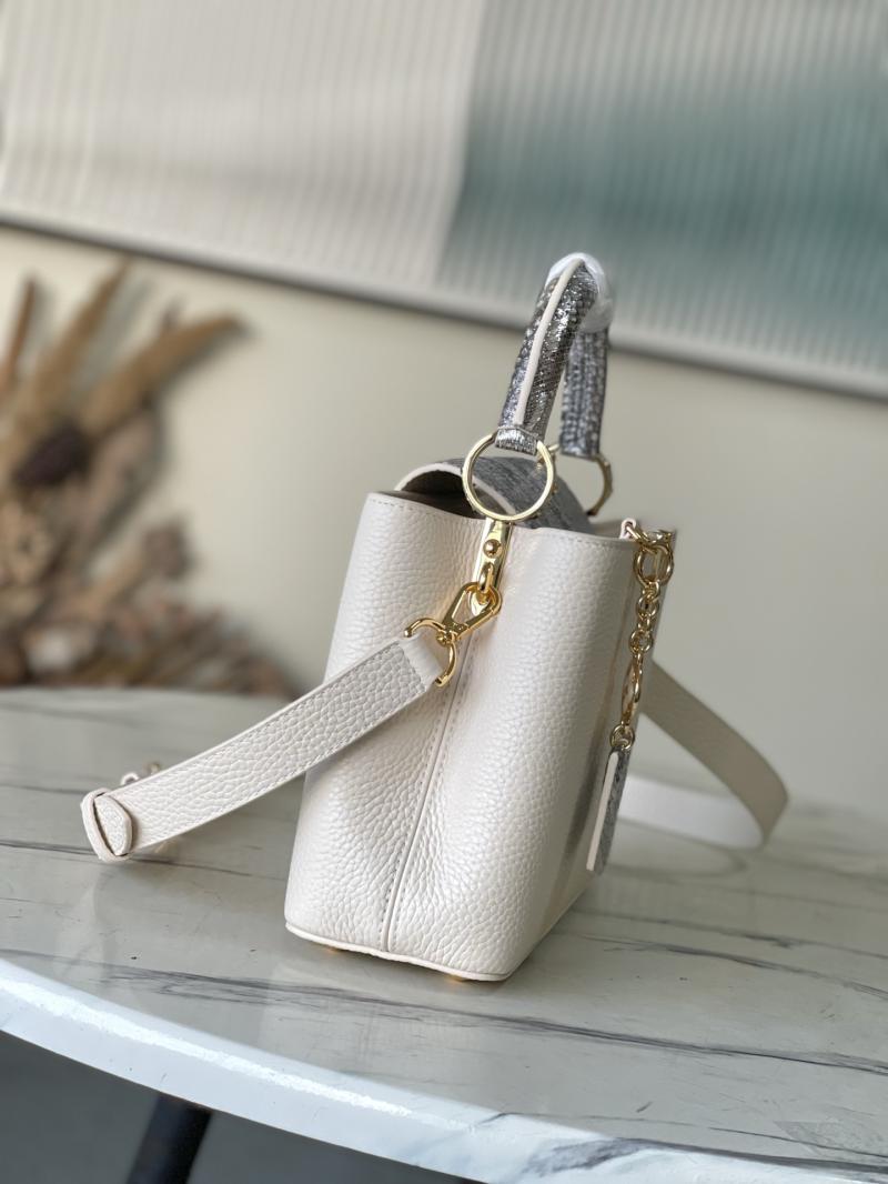 Louis Vuitton Capucines BB Cream N89369