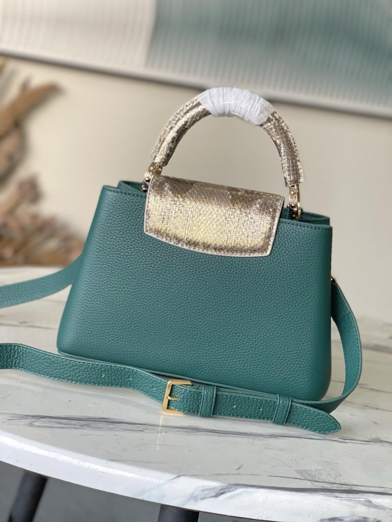 Louis Vuitton Capucines BB Green N89369