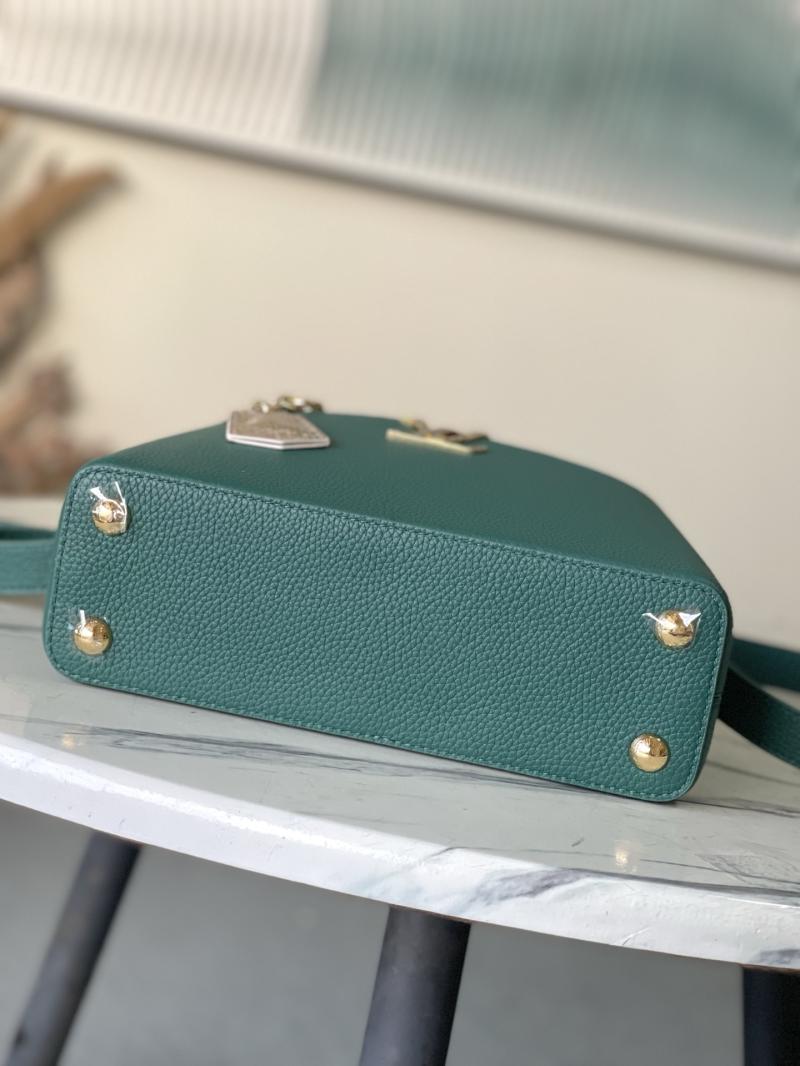 Louis Vuitton Capucines BB Green N89369