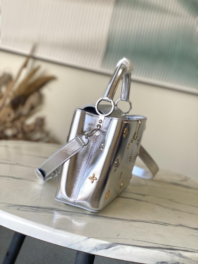 Louis Vuitton Capucines BB Silver M26258