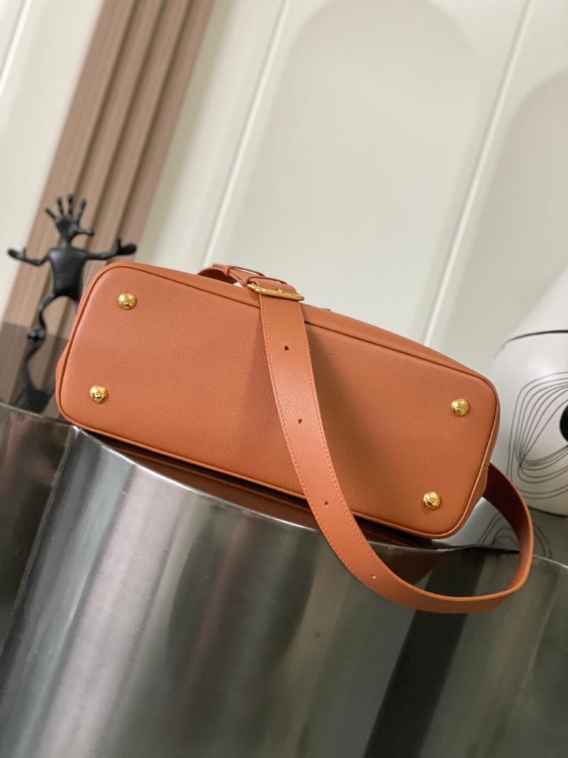 Louis Vuitton Capucines GM Souple Brown M24879