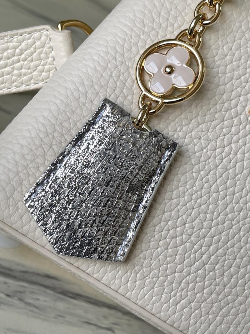 Louis Vuitton Capucines Mini Cream N89369