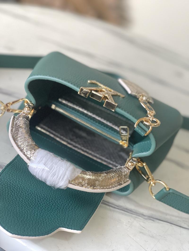 Louis Vuitton Capucines Mini Green N89369