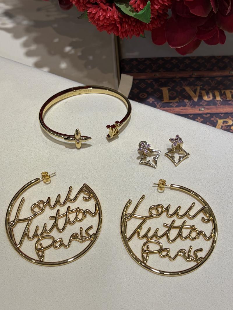Louis Vuitton Earrings YLN120603