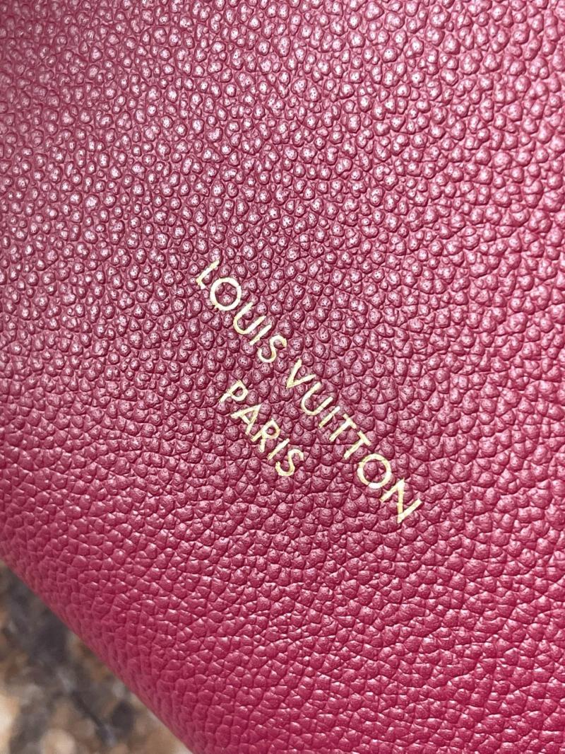 Louis Vuitton Express MM Carmin Red M27689