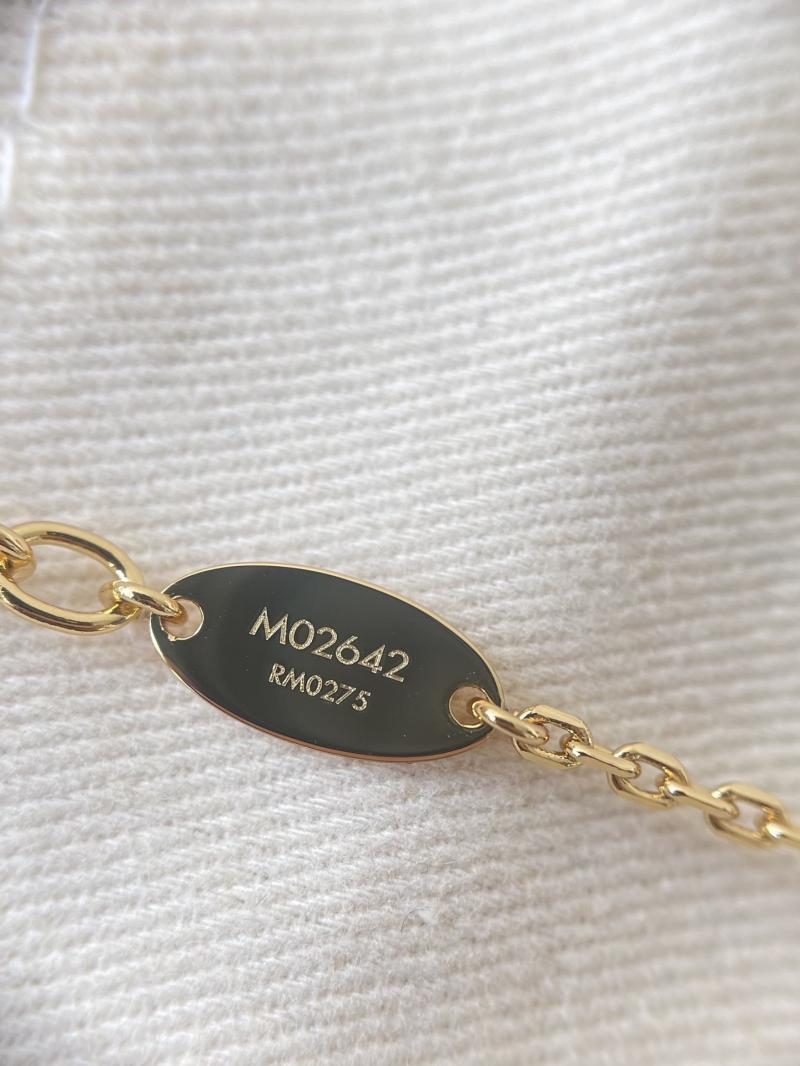 Louis Vuitton Necklace YLE120606