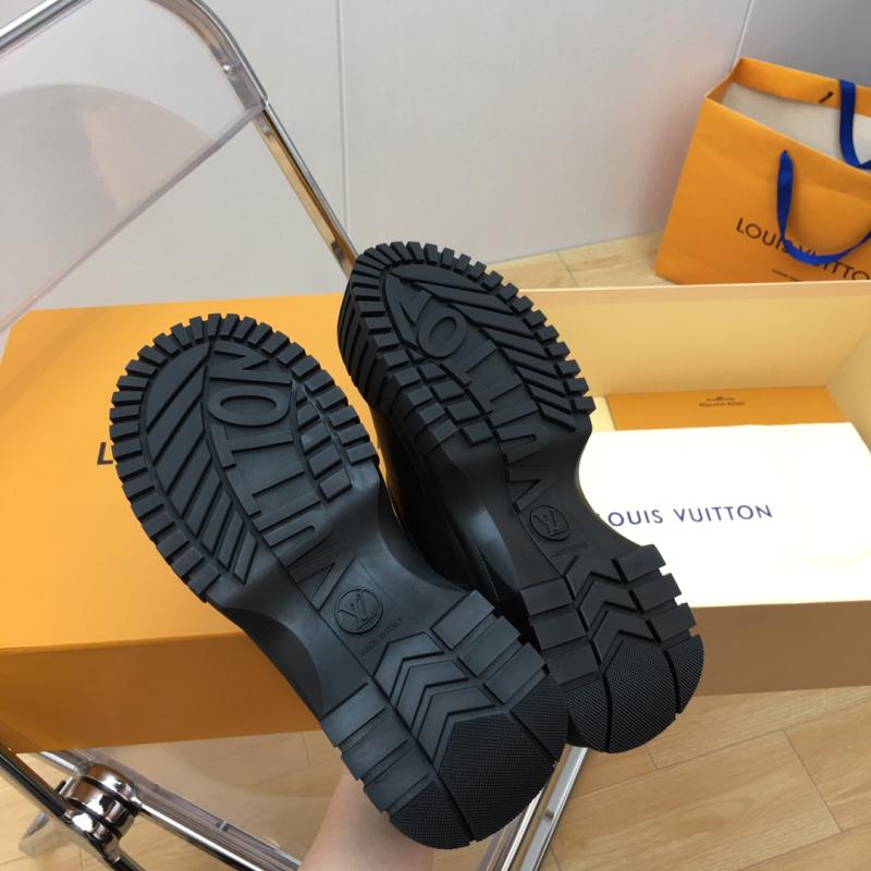 Louis Vuitton Sneakers JMS121218