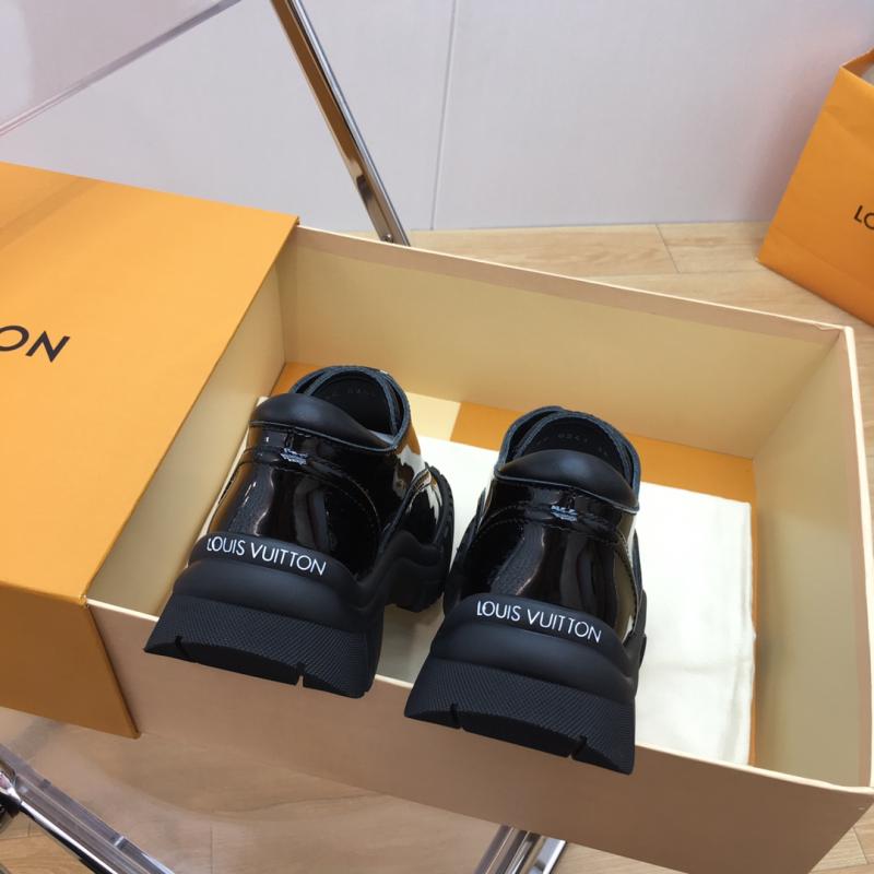 Louis Vuitton Sneakers JMS121219