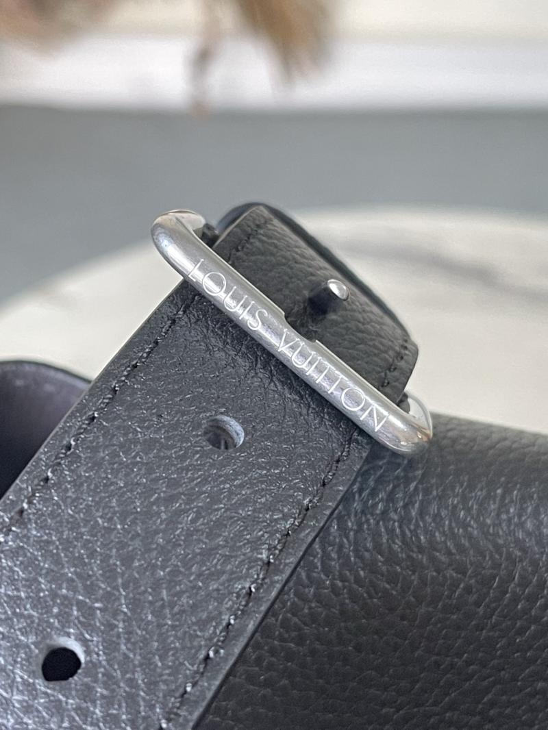 Louis Vuitton Steamer 30 Black M27061