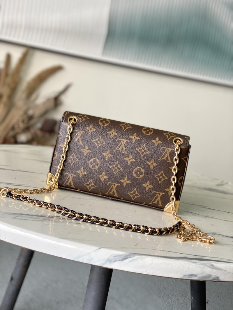 Louis Vuitton Trunkie East West M27266