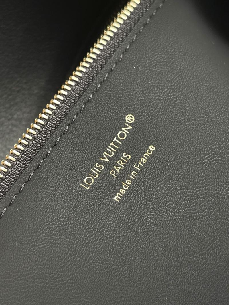 Louis Vuitton Vendome MM Black M26501