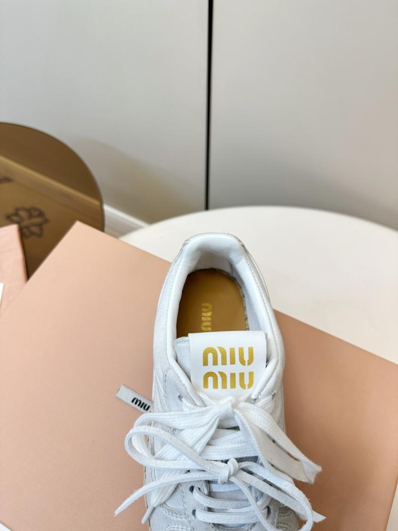 Miu Miu Sneakers JMS121204