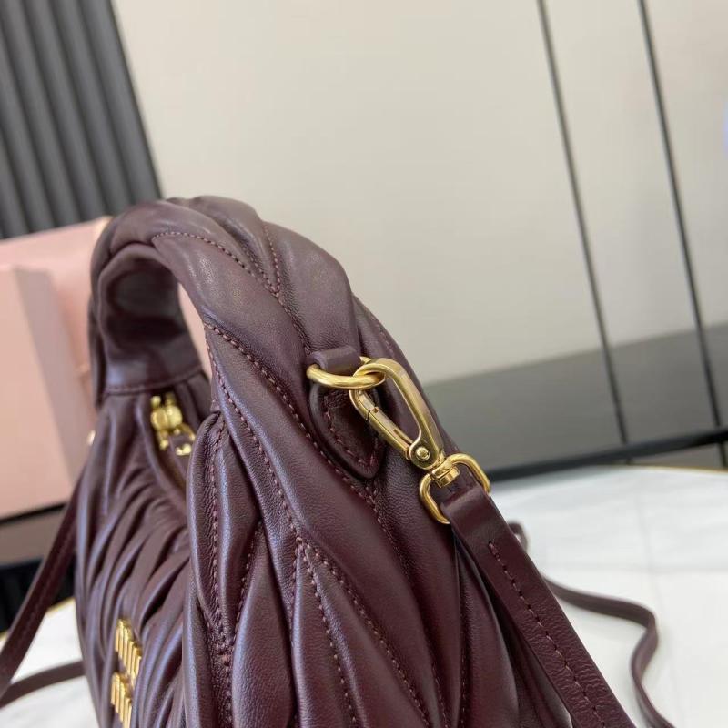 Miu Miu Wander Hobo Bag Burgundy 5BC125