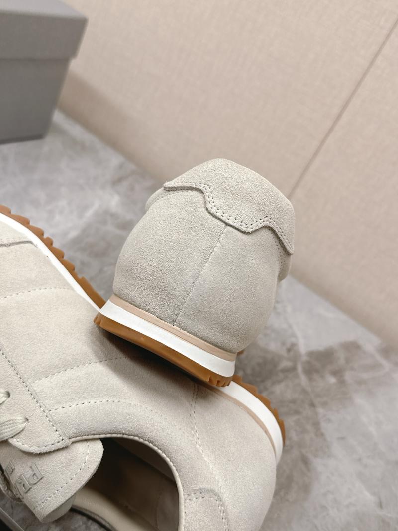 Prada Sneakers DCB121922