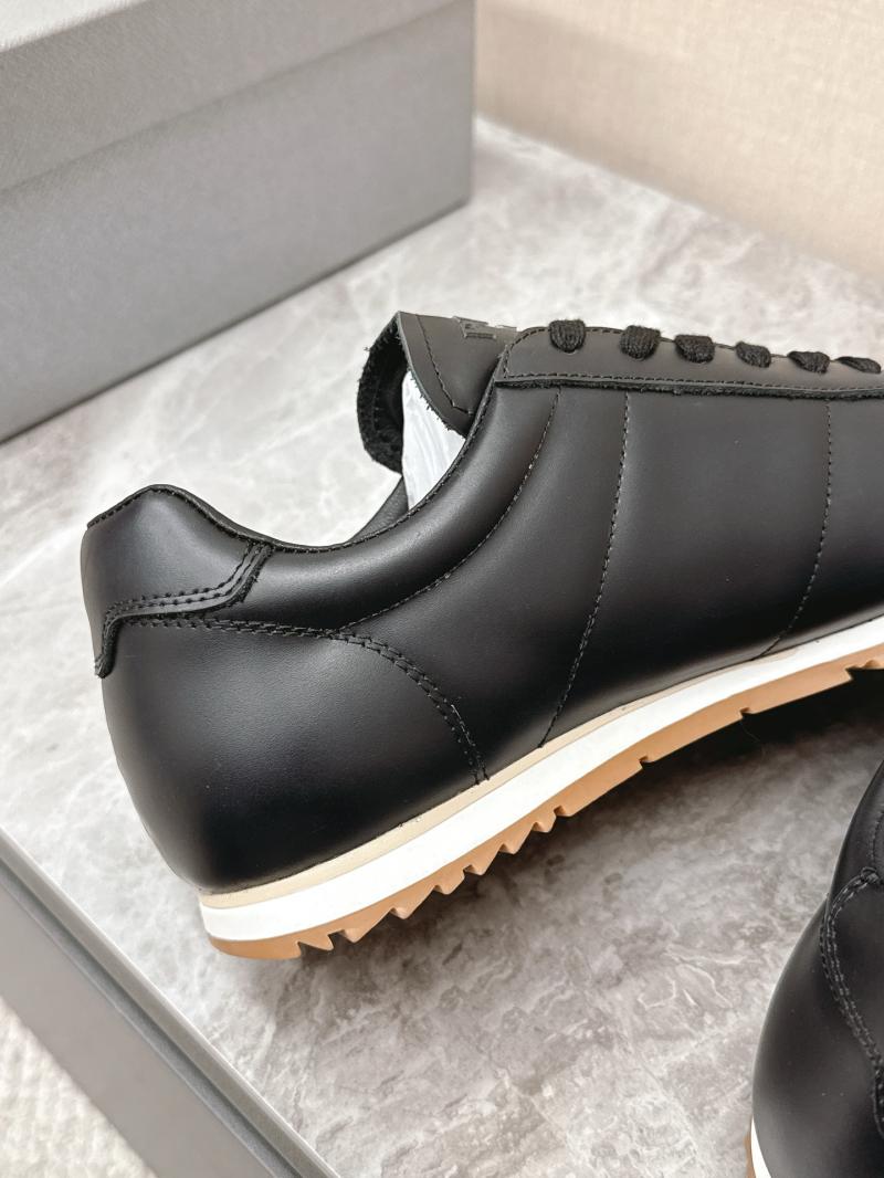Prada Sneakers DCB121923