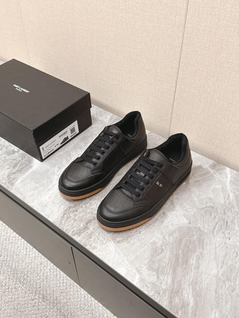 Saint Laurent Sneakers DCB121920