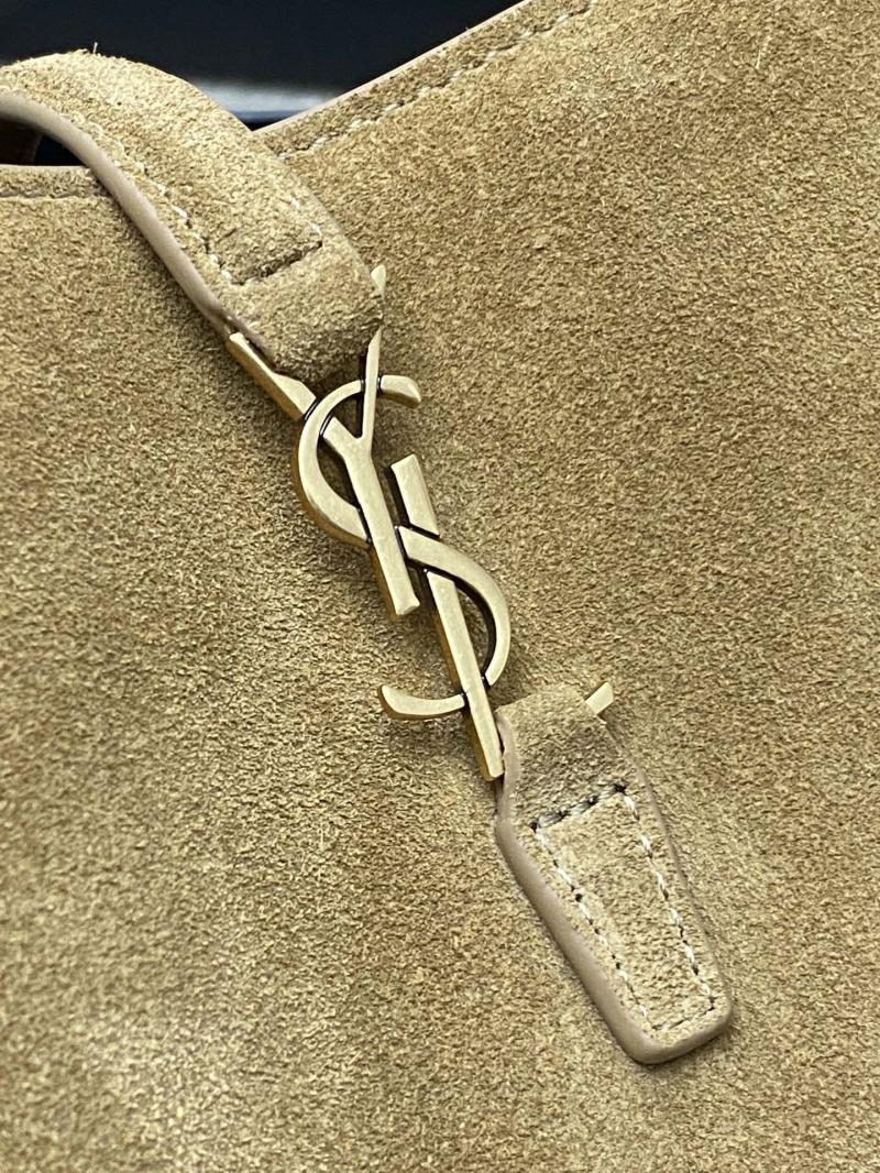 Saint Laurent mini LE 37 Suede Bucket Bag Leaf 765870