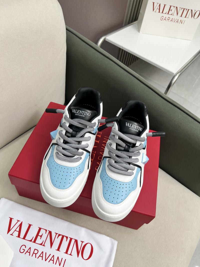 Valentino Unisex Sneakers DCB121929