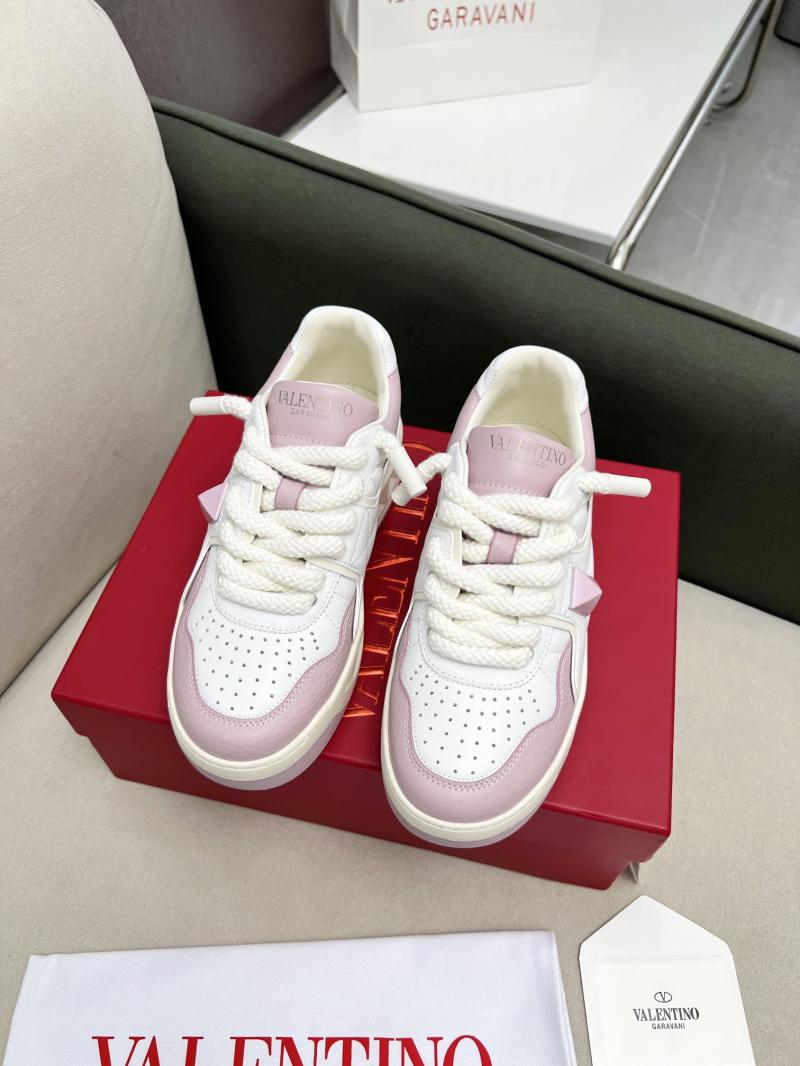 Valentino Unisex Sneakers DCB121932