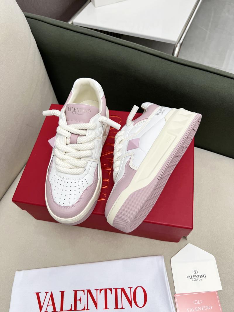 Valentino Unisex Sneakers DCB121932