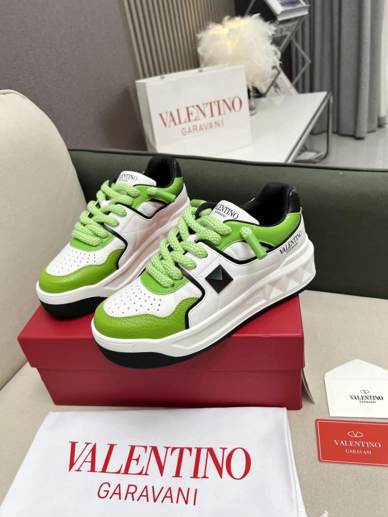 Valentino Unisex Sneakers DCB121934