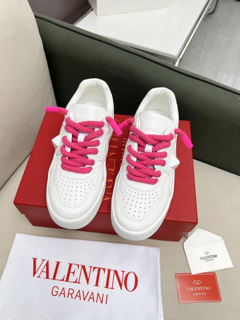 Valentino Unisex Sneakers DCB121938
