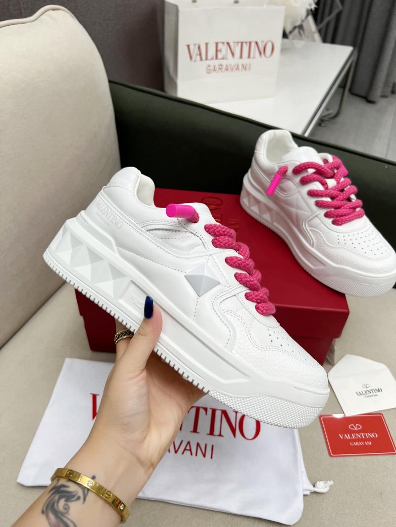 Valentino Unisex Sneakers DCB121938