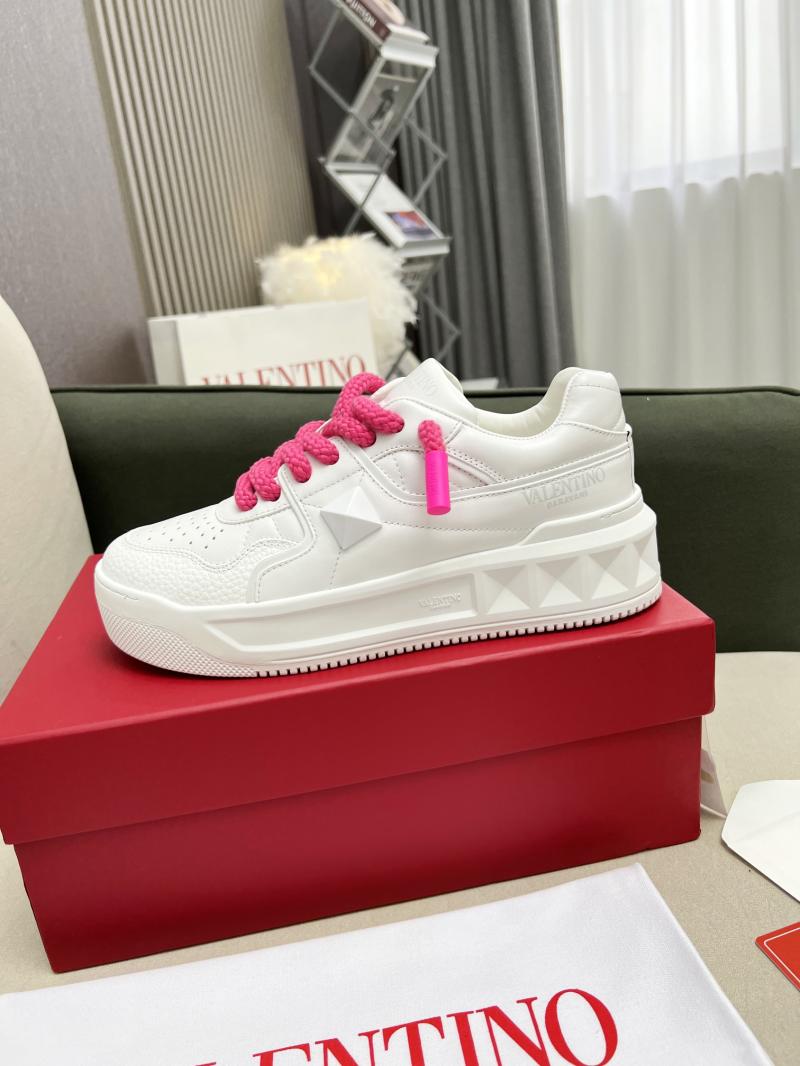 Valentino Unisex Sneakers DCB121938