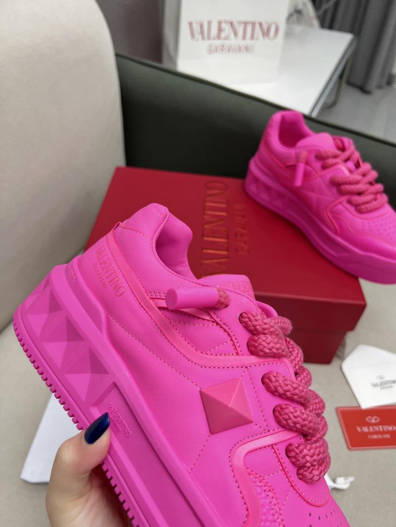 Valentino Unisex Sneakers DCB121940