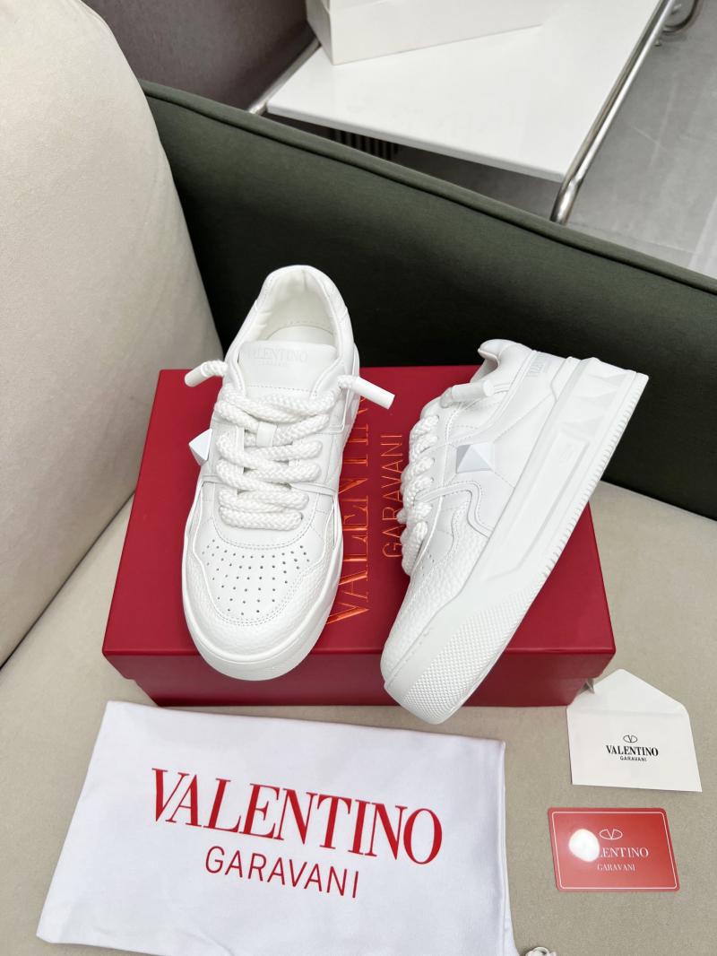 Valentino Unisex Sneakers DCB121941