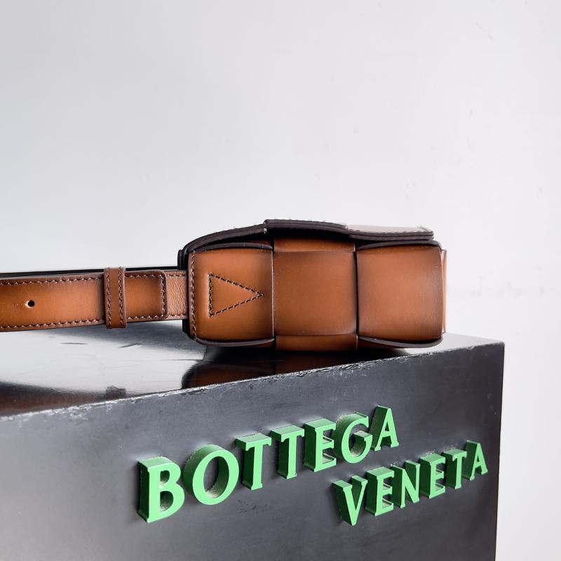 Bottega Veneta Cassette Brown 708768