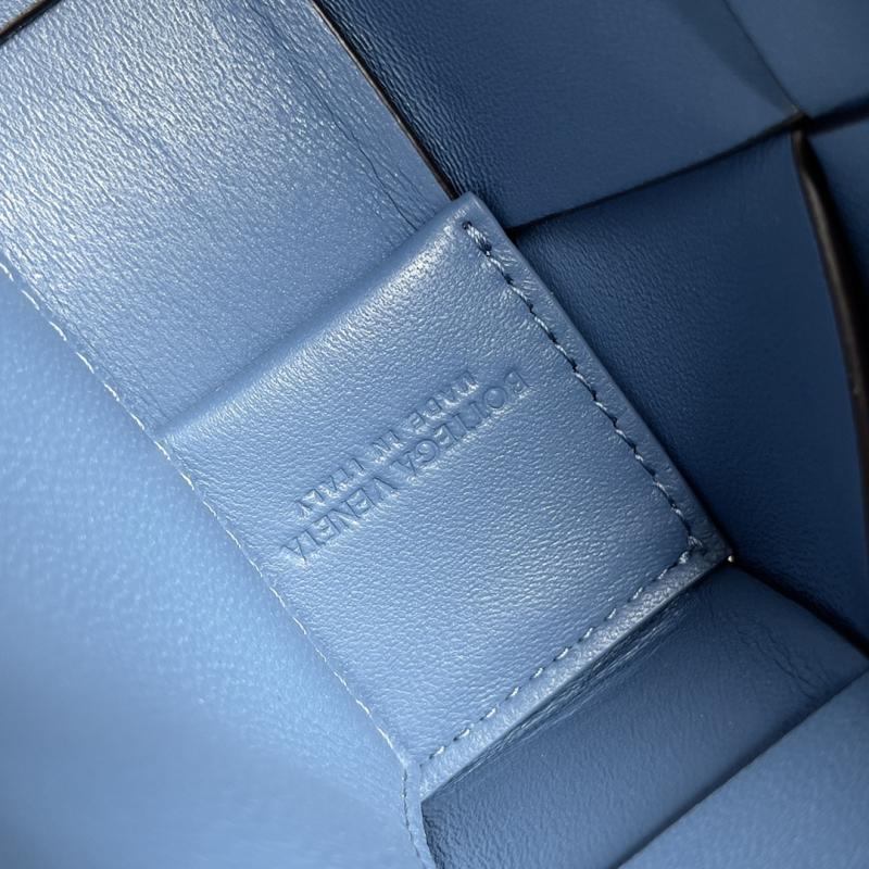 Bottega Veneta Cassette Coffee 708768