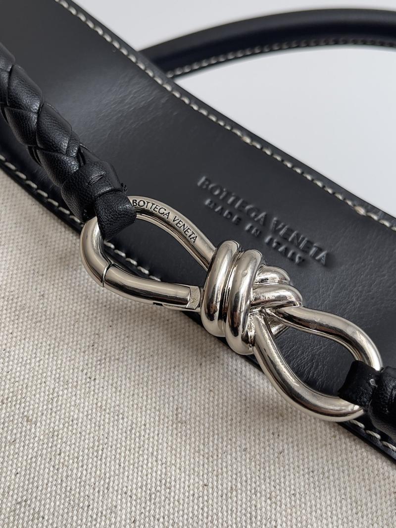 Bottega Veneta Large Andiamo Black 786194