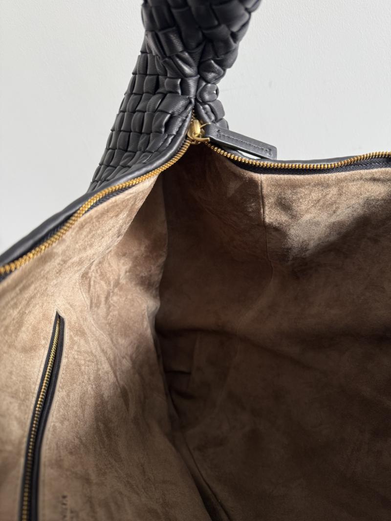 Bottega Veneta Maxi Veneta Black 856739