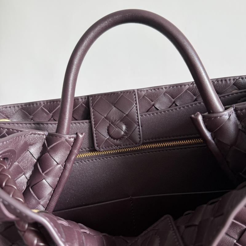 Bottega Veneta Medium Andiamo Dark barolo B743572