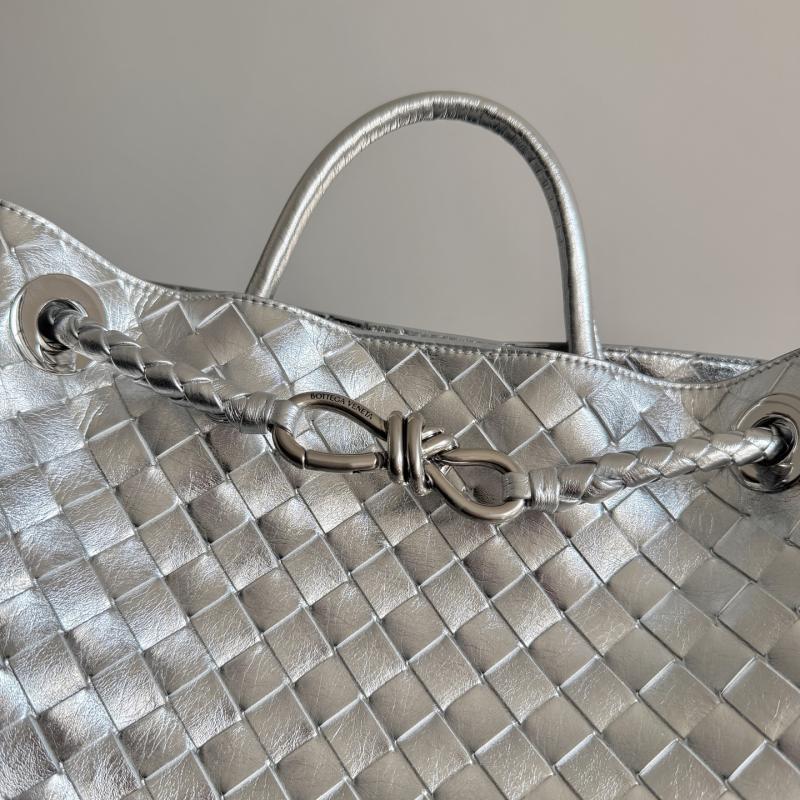 Bottega Veneta Medium Andiamo Silver B743572