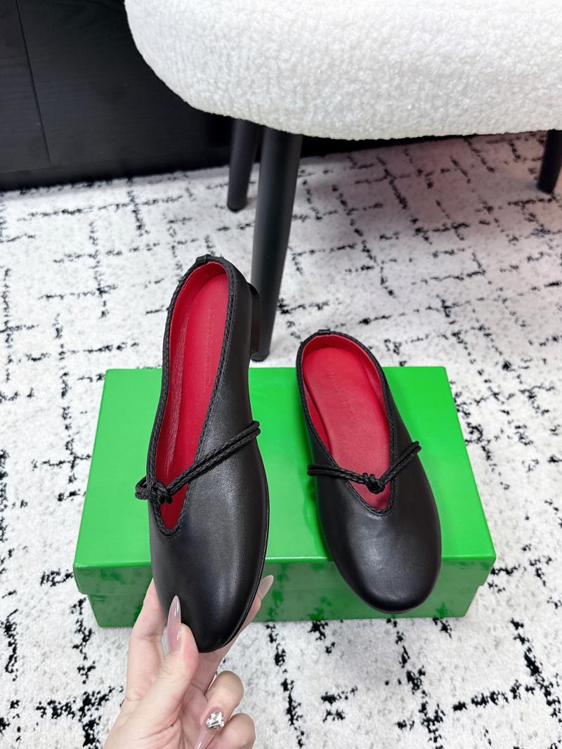 Bottega Veneta Slippers DDP12903