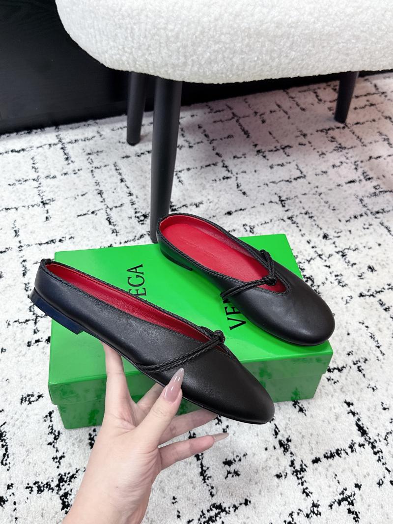 Bottega Veneta Slippers DDP12903