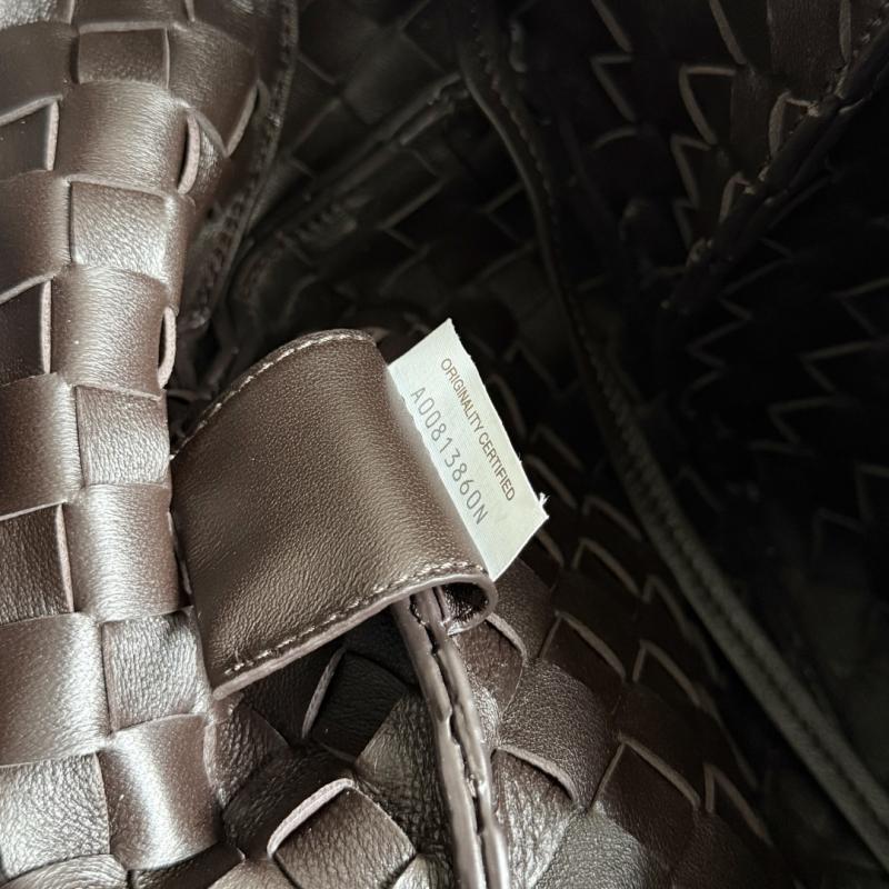 Bottega Veneta Small Campana Fondant 854248