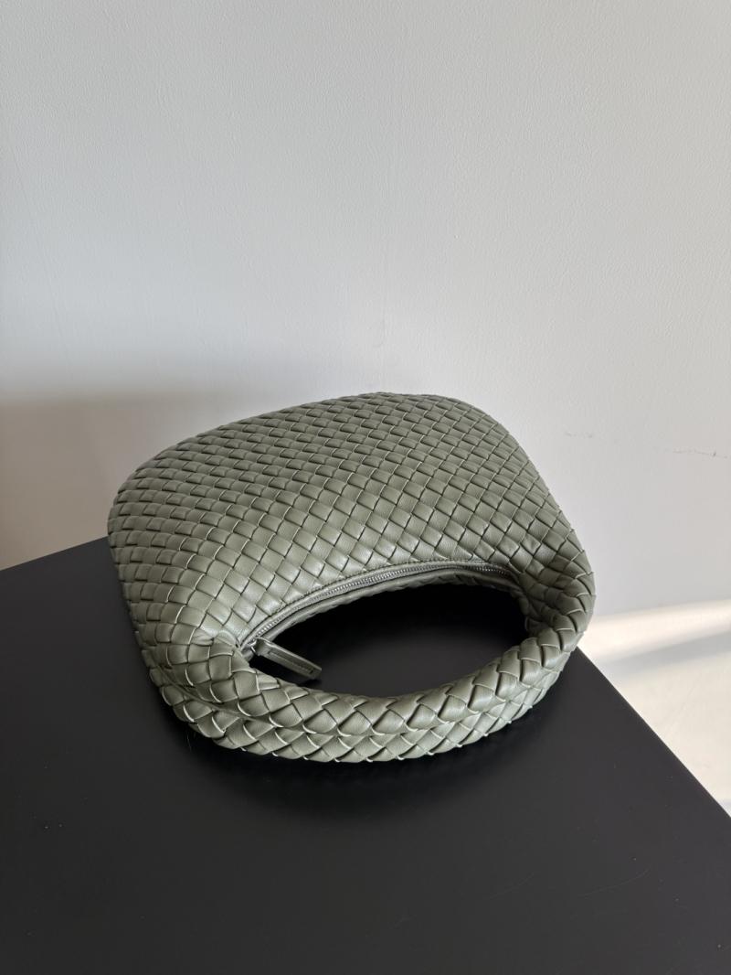 Bottega Veneta Small Veneta Pickle 856736